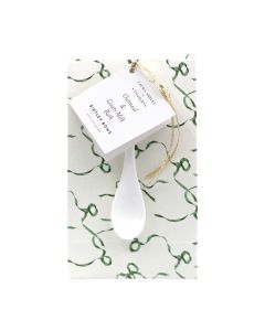 Laura Ashley by Thurlby Birtley Bows Christmas Scent Oat & Goat Bath Milk